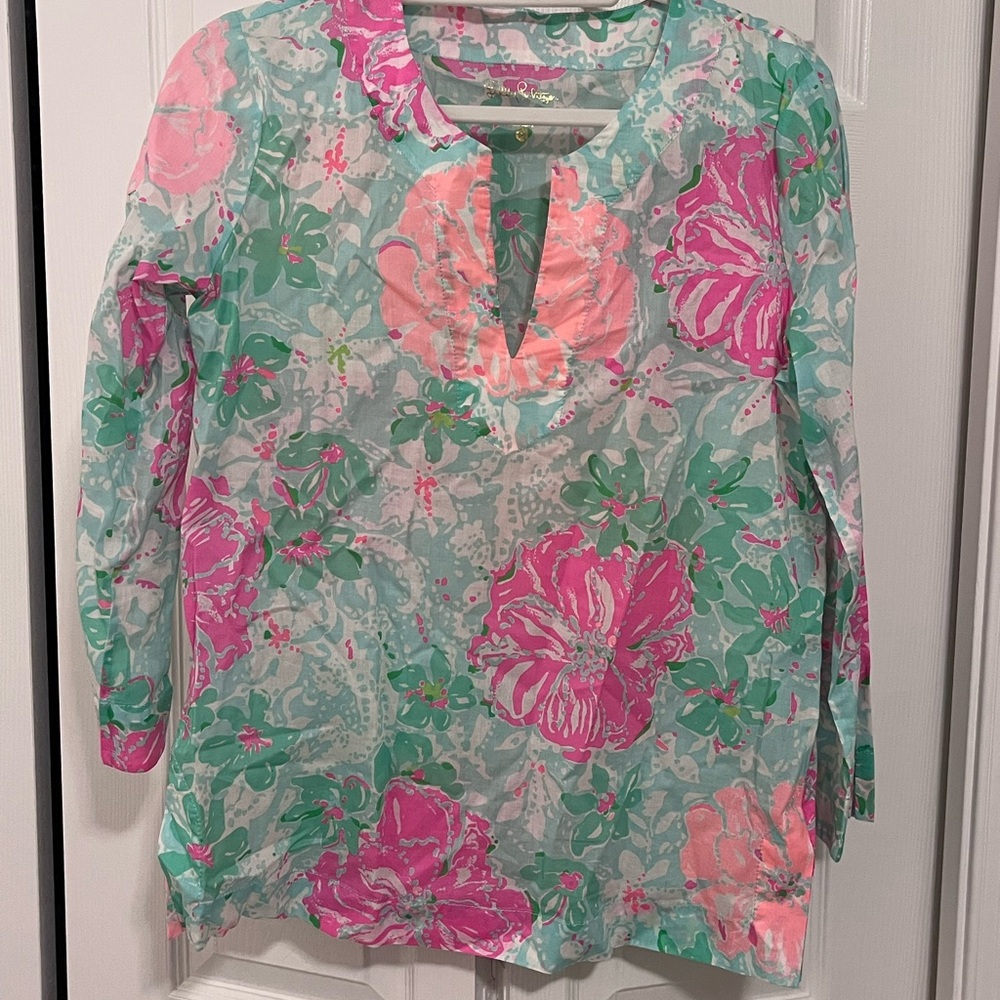Lilly Pulitzer 3 Quarter Floral Shirt - M